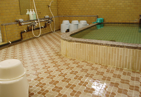 【風呂】＜グランドールタカノ＞浴場の一例