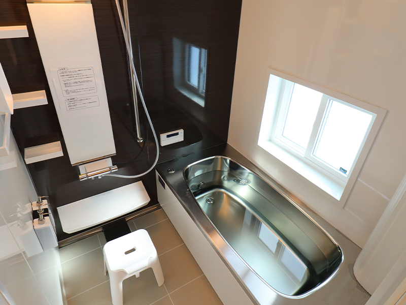 【風呂】＜オークヴィレッジ トレーラーハウス ノスタルジア＞バスルームの一例1