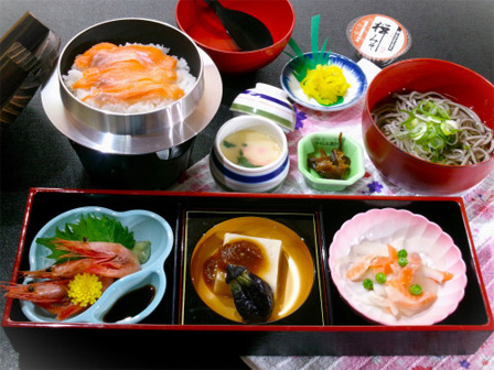 福井サーモン釜めし＆永平寺そばのご昼食