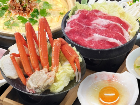 牛・カニのWすき焼き鍋