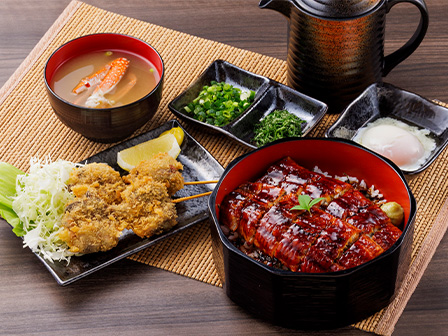 うなばけ飯（うなばけハーン）