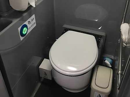 JAMJAMライナー EXCELLENT 4列シート（トイレ付） トイレイメージ