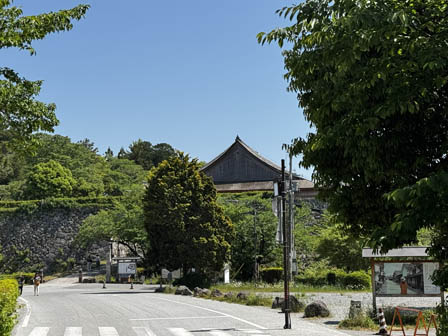 篠山