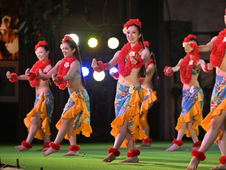 ポリネシアンショー