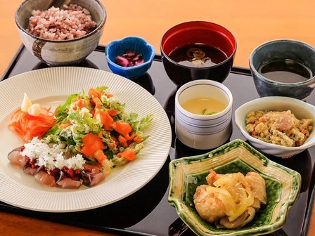 薬膳料理デザート付 ※季節によって内容異なります。