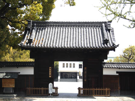 徳川美術館黒門　©（公財）名古屋観光コンベンションビューロー