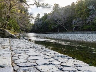 伊勢神宮内宮御⼿洗場