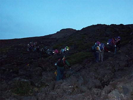 富士登山 バテない歩き方 ガレ場